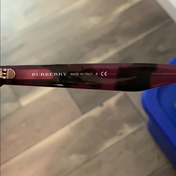 Burberry sunglasses - Picture 11 of 11